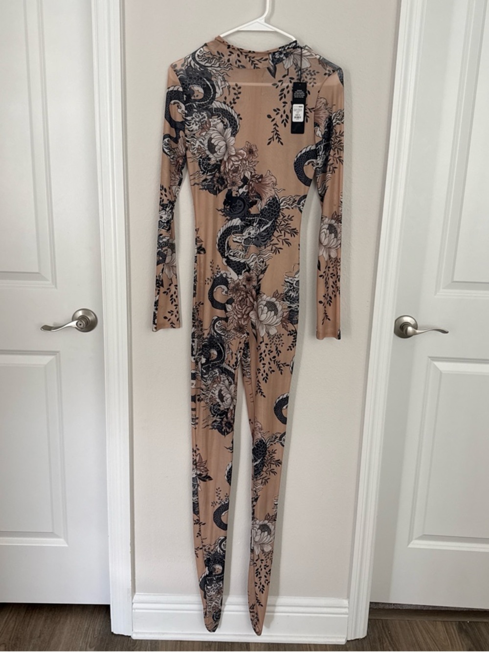 Women’s Long-Sleeve Printed Jumpsuit - Beige Floral & Snake